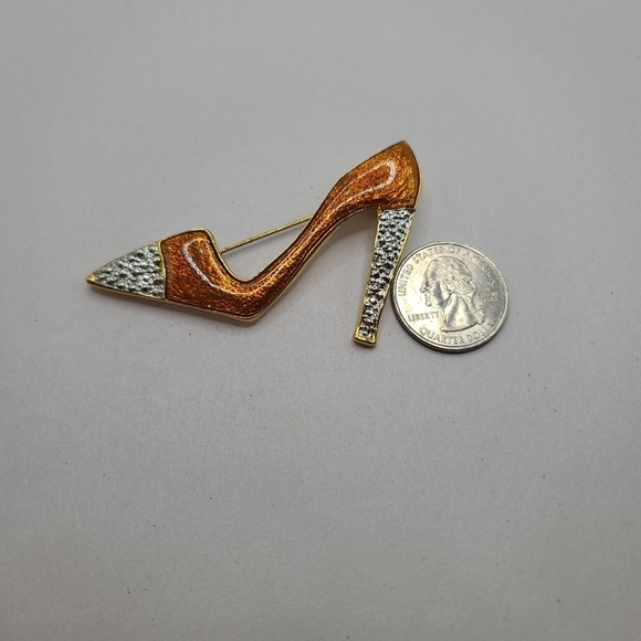 High Heel Stiletto Shoe Brooch Pin - Picture 2 of 3